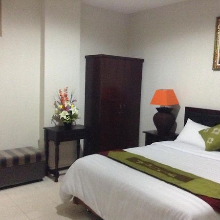 Tuban Torres Accommodation 庫塔 外观 照片